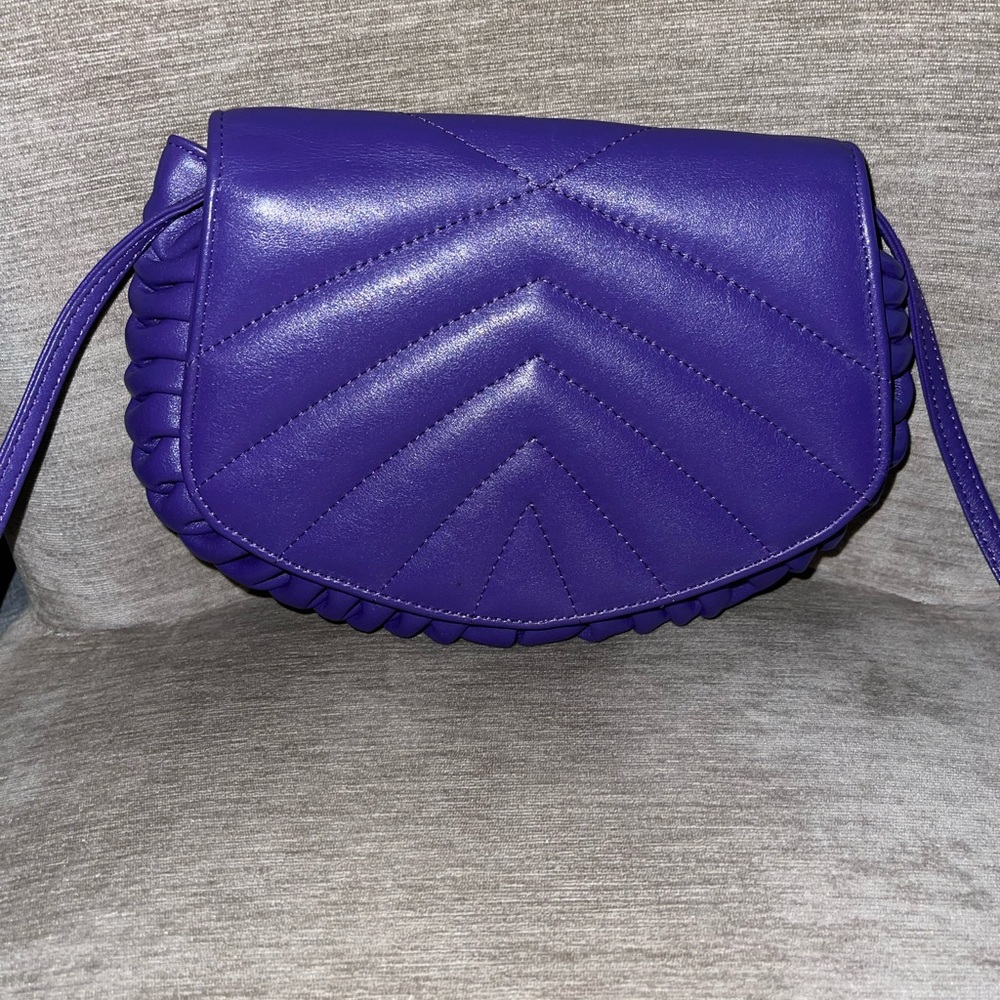 Fine leather purple shell purse new w/o tags - Picture 3 of 8